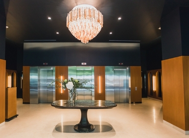 10 m² Co-working  in Paris 8, Cours Albert 1er 28 (75008) - 24 | MatchOffice