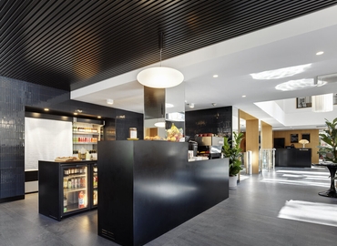 10 m² Coworking space  in Paris 8, Cours Albert 1er 28 (75008) - 6 | MatchOffice.com