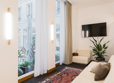 10 m² Shared office  in Paris 8, 16 Cours Albert 1er (75008) - 4 | MatchOffice