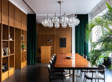 10 m² Co-working  in Paris 8, 16 Cours Albert 1er (75008) - 11 | MatchOffice.com