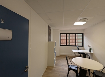 Office Rue de la Gare 302 13770 Aix en Provence