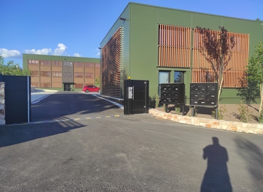 Office Rue de la Gare 302 13770 Aix en Provence