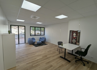 Bureaux commerces à location à Aix en Provence 35 m², Rue de la Gare 302 - 3 | MatchOffice