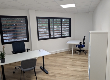Office Rue de la Gare 302 13770 Aix en Provence