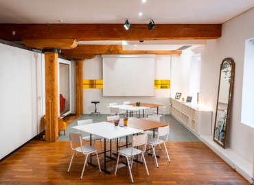 230 m² Co-working  in Paris 8, Rue Geoffroy l'Angevin 7 (75004) - 17 | MatchOffice.com
