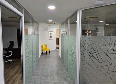 10 m² Shared workspace  in Nice, Promenade des Anglais 7 (06000) - 5 | MatchOffice.com