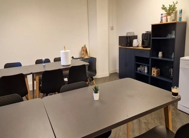 100 m² Co-working  in Montigny-le-Bretonneux, Rue du Fort de Saint-Cyr 12 (78180) - 2 | MatchOffice.com