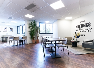 Office Boulevard Gouvion-Saint-Cyr 9 75017 Paris 17