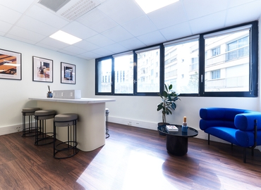 Office Boulevard Gouvion-Saint-Cyr 9 75017 Paris 17
