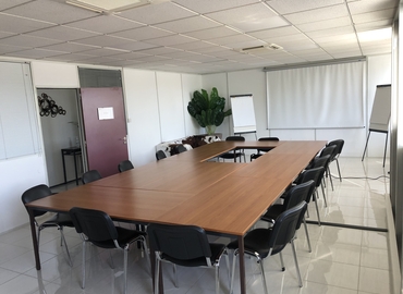 80 m² Business center in Saint Genis Pouilly, 30 rue Auguste Piccard (01630) - 13 | MatchOffice