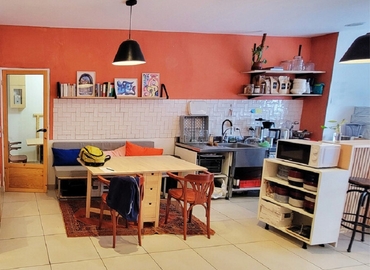 10 m² Co-working  in Marseilles, Rue de Rome 154 (13006) - 1 | MatchOffice