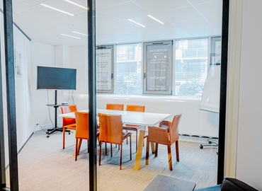 Office Rue de Rouvray 11 92200 Neuilly-Sur-Seine