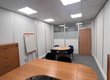  Conference hall in Le Plessis Belleville, Avenue Georges Bataille 5 (60330) - 0 | MatchOffice