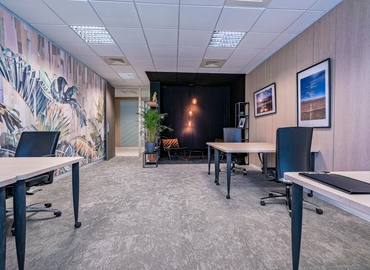 Office Boulevard Michaēl Faraday 2 77700 Val d'Europe