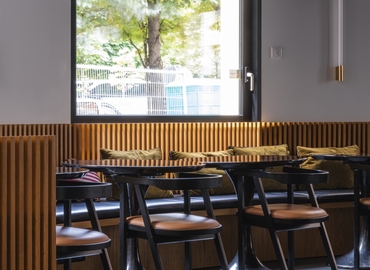 Bureaux commerces à louer à Paris 8 3 m², Cours Albert 1er 16 - 22 | MatchOffice.fr