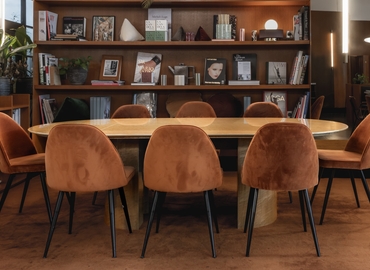 Bureaux entreprise à louer à Paris 8 3 m², Cours Albert 1er 28 - 42 | MatchOffice.fr