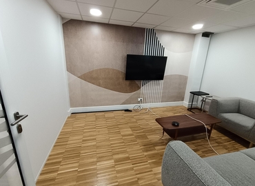 Office Rue des Annelets 33 75019 Paris 19
