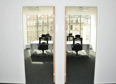 36 m² Business park place up for rent in Paris, rue du Cardinal Lemoine 45 (75005) - 2 | MatchOffice.com