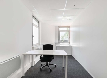 Coworking Zone Orlytech Batiment 516,1 allée du commandant Mouchotte 94390 Orly