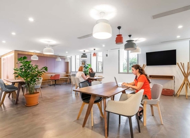 Business center 54 rue de Londres 75008 Paris 11