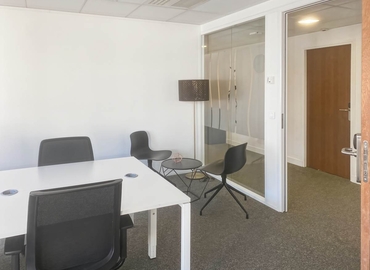 Business center 1 Rue Georges Stephenson 78180 Montigny-le-Bretonneux