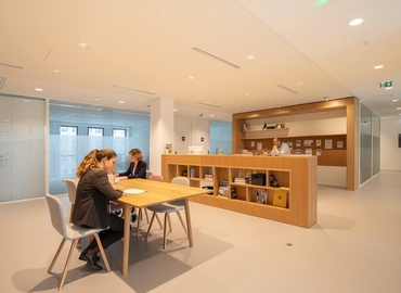 10 m² Coworking space  in Bordeaux, Ilot Quai 8.2 (33800) - 8 | MatchOffice.com