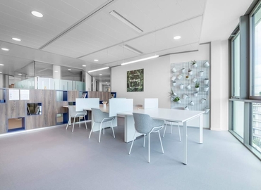 Coworking 2-12 Parvis Colonel Arnaud Beltrame 78000 Versailless