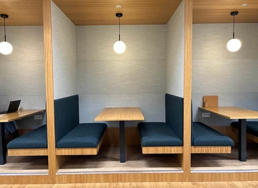 10 m² Business center in Marseilles, 132 boulevard Michelet (13008) - 4 | MatchOffice.com