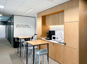 10 m² Co-working  in Marseilles, 132 boulevard Michelet (13008) - 5 | MatchOffice