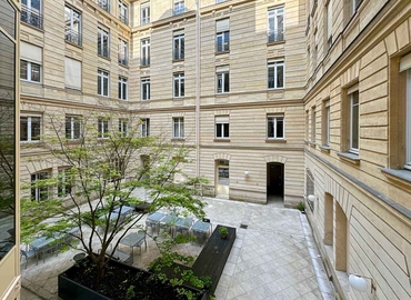 Business center 32-34 Avenue Kleber 75116 Paris 16