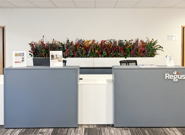 10 m² Business space in Échirolles, 10 Bis Avenue des FTPF (38130) - 1 | MatchOffice.com