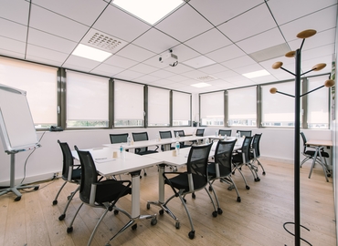 Office Rue Robert Caumont 33049 Bordeaux