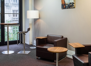 50 m² Serviced office property available to rent in Paris, 68 rue du Faubourg St. Honoré (75008) - 9 | MatchOffice