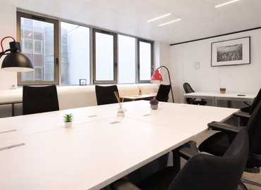 Bureaux commerces à location à Neuilly-Sur-Seine 600 m², Rue de Rouvray 11 - 28 | MatchOffice.fr