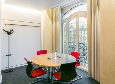 Bureaux à location à Paris 8 15 m², Avenue des Champs-Élysées 39 - 2 | MatchOffice