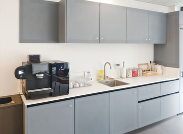 Bureau coworking à location à Neuilly-Sur-Seine 10 m², 52 avenue Aristide Briand - 12 | MatchOffice