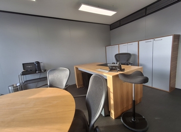 Business center 66 Avenue des Champs Elysees 75008 Paris 8
