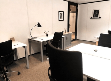 Office Rue de Rouvray 11 92200 Neuilly-Sur-Seine