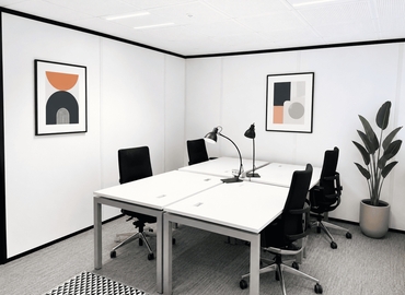Office Rue de Rouvray 11 92200 Neuilly-Sur-Seine