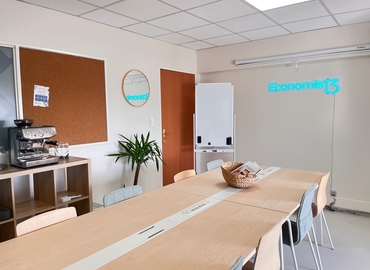  Conference space in Salon de Provence, ZA LA GANDONNE BAT A  BOULEVARD VENTADOUIRO (13300) - 4 | MatchOffice