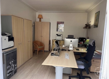 Office Boulevard de Sébastopol 23 75001 Paris 1