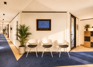 Office Rue de Rouvray 11 92200 Neuilly-Sur-Seine