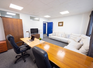 Bureaux commerces à louer à Pantin 22 m², Rue Chapon - 1 | MatchOffice.fr