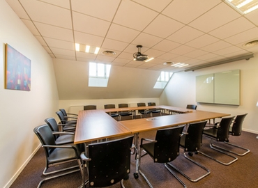 55 m² Convention center in Paris 8, 12/14 Rond-Point des Champs-Elysées (75008) - 2 | MatchOffice