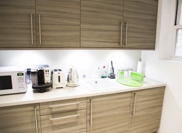  Business center  in The City of London, 115 Baker Street, 1000 m² - MatchOffice.co.uk