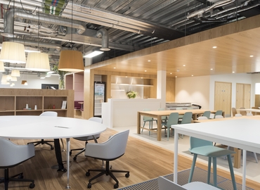 90 m² Serviced office place up for rent in Buckinghamshire, Chalfont Park (SL9 0BG) - 2 | MatchOffice.com