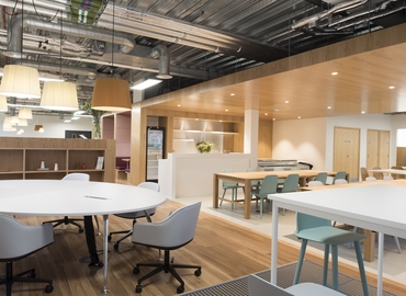 90 m² Business space place for rent in Buckinghamshire, Chalfont Park (SL9 0BG) - 3 | MatchOffice.com