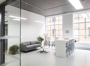  Business center  in Central London, Winsley Street 4, 75 m² - MatchOffice.co.uk