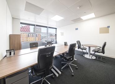 Business Centre in The City of London, 111 Buckingham Palace Road, 50 m² - MatchOffice.co.uk