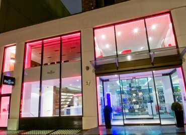 Business Centre in The City of London, 1 Berkeley Street, 40 m² - MatchOffice.co.uk